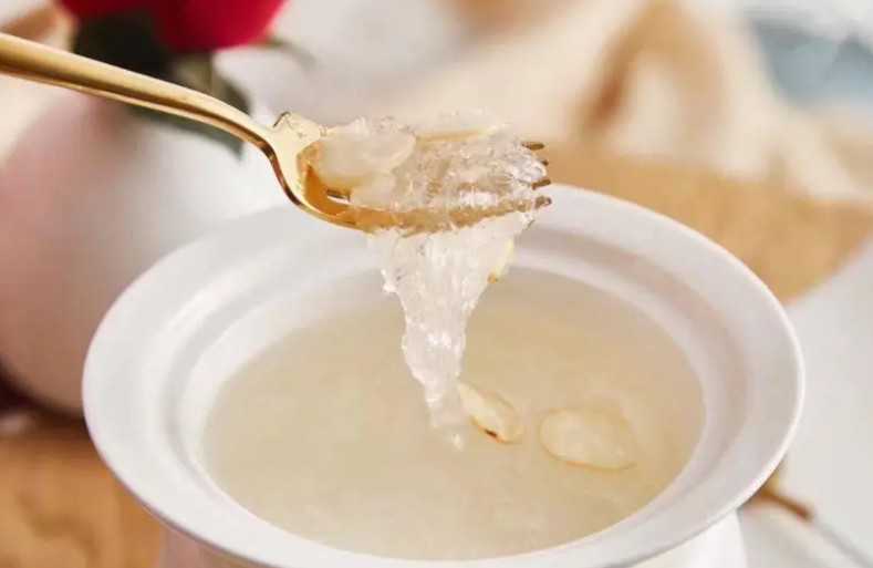 全球通过同性恋婚姻法的国家，2025全球承认同性婚姻合法国家一共有多少个？ 