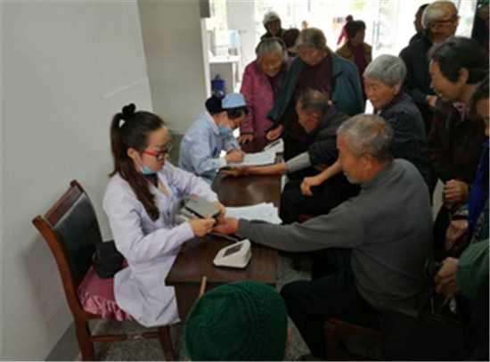 黄石中心医院电话咨询24小时热线，黄石中心医院